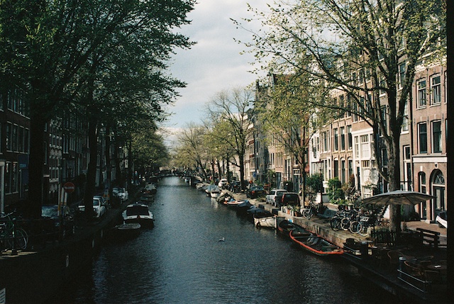image of the canal in Amsterdam